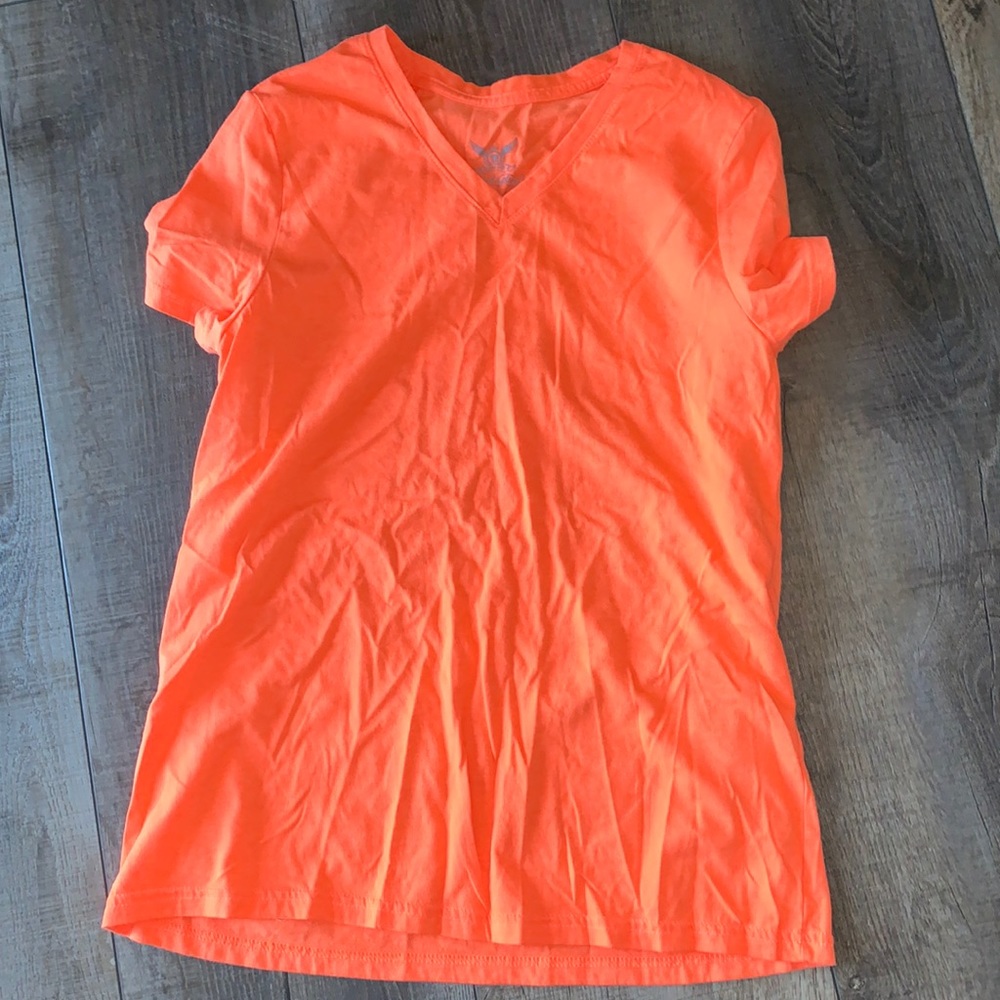 Orange t shirt